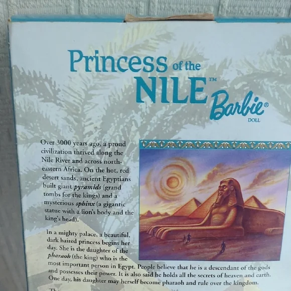 Barbie Princess of the Nile in White and Gold - Picture 9 of 12